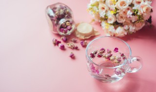 玫瑰花泡茶花苞好还是开的好(玫瑰花泡茶花朵好还是花苞好)