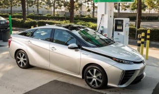 2016年4月买的车什么时候年检 2016年4月买的车什么时候年检一次