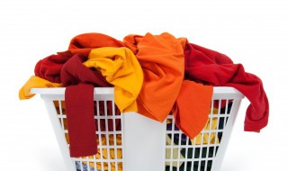 怎么去除衣服顽固汗味（怎么去除衣服顽固汗味小妙招）