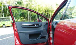 汽车凹陷修复小窍门 汽车凹陷修复小窍门图片