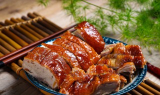 烧鹅的正宗配菜(烧鹅的正宗配菜有哪些)