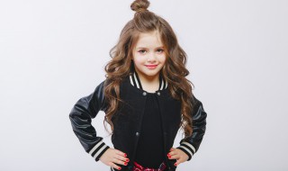 少儿室内体能训练方法（少儿室内体能训练方法有哪些）