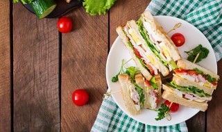 培根三明治早餐怎么做 培根三明治的做法窍门