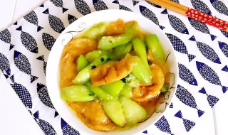 油面筋炒丝瓜(油面筋炒丝瓜怎么做青菜炒面筋)