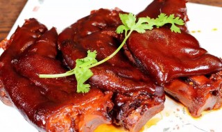 家传秘制卤猪肘 卤猪肘怎么做