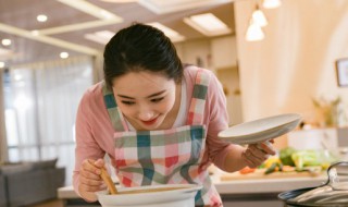 五花肉土豆油菜怎么做 五花肉土豆油菜怎么做的