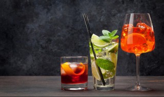 心烦喝酒的伤感句子 心烦喝酒的伤感句子说说心情