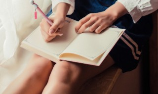 争加偏旁组词（争加偏旁组成新字）