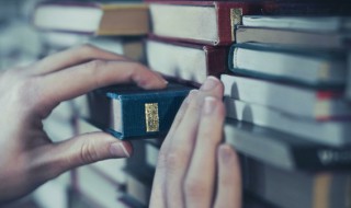 肉眼惠眉的意思 慈眉善目的眉是什么意思