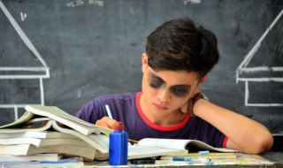 衫怎么组词（负怎么组词）