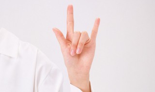 食指大动的成语故事（食指大动的成语故事有哪些）