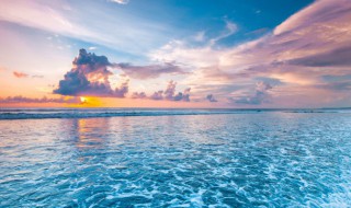 最低的云层离地面有多少米 最低的云层离地面有多少米深