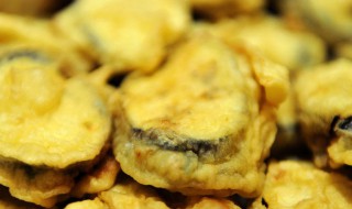 炸茄盒用面粉还是淀粉（炸茄盒的面糊用淀粉还是面粉）