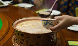 熬蒙古奶茶的正确方法 蒙古奶茶熬制方法窍门