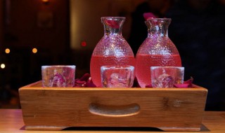 桃花泡酒的制作方法 桃花泡酒的制作方法窍门