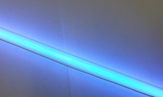 紫外灯的寿命为多少小时(紫外灯的寿命为多少小时以上)