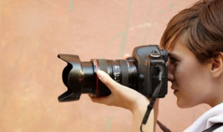 身份证照穿什么颜色衣服好看 身份证穿什么颜色衣服好看男