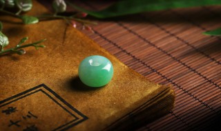 玉石毛料的鉴别方法（玉石毛料的鉴别方法视频）