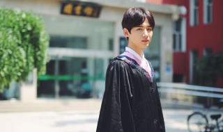 白敬亭炫富是哪一期(明星大侦探白敬亭炫富是哪一期)