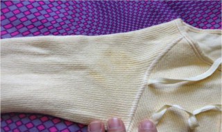 奶渍发黄怎么洗小窍门（奶渍怎么洗掉）