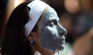 敷补水面膜后可以敷美白面膜吗（敷补水面膜后可以敷美白面膜吗）