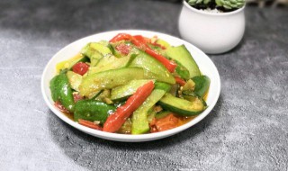 黄瓜怎么炒爽口(黄瓜怎么炒爽口好吃窍门)