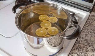 白色衣服上有黄色斑点怎么给洗掉 白色衣服上有黄色斑点怎么办