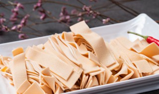 东北豆皮怎么做好吃 干豆皮用开水泡还是用冷水泡