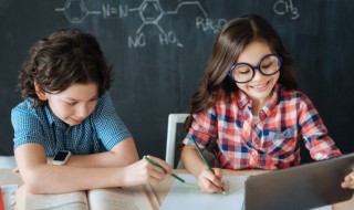 玉卮无当名词解释 玉卮的意思