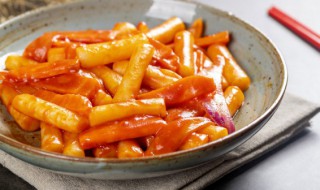 炒辣年糕做法(辣炒年糕的做法家常做法)