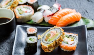 海苔鸡肉卷做法（海苔鸡肉卷的做法）