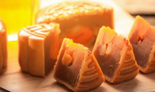 酥皮蛋黄月饼做法(酥皮蛋黄月饼做法窍门)