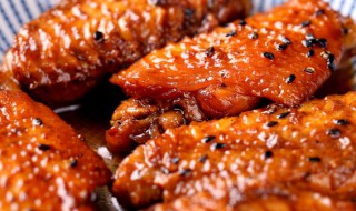 微波炉做烤翅的方法（微波炉烤翅的制作方法）