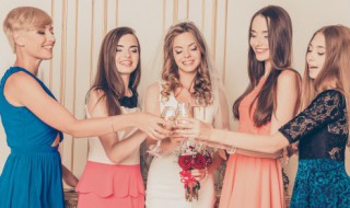 姐妹文案短句沙雕（姐妹文案短句沙雕生日）