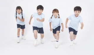 记录童年的美好的句子 发朋友圈回忆童年的句子