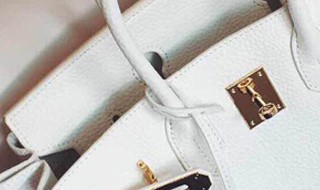 白色包包变黄怎么处理（白色包包变黄怎么处理掉）