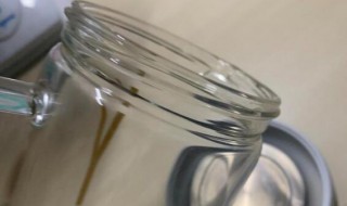 为什么玻璃杯壁总有脏的（为什么玻璃杯壁总有脏的污渍）