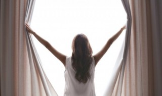 不同材质的窗帘如何清洗 窗帘不同材质的区别