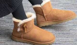 雪地靴如何进行保养（雪地靴如何进行保养和清洗）