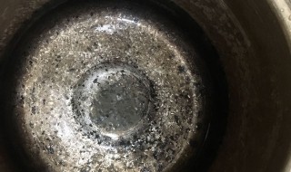 高压锅烧焦了还能用吗 高压锅烧焦了还能用吗怎么清洗