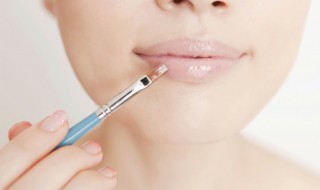 唇刷和直接涂的区别（为什么越贵的口红越容易掉色）