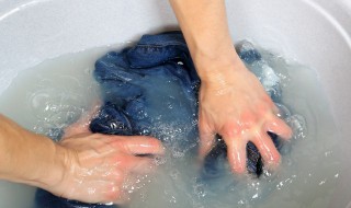 怎样洗掉顽固污渍 怎么洗掉顽固污渍