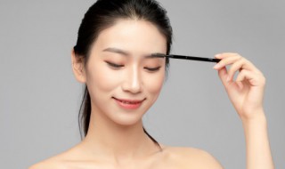 眉笔要卸妆吗（眉笔要洗掉吗）