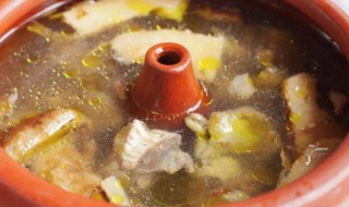 汽锅鸡是哪个省的名菜（汽锅鸡是哪里的特产）