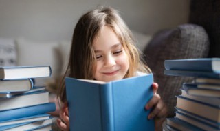 诗蓝这两字的含义 诗蓝集团