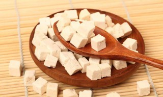 茯苓女人怎么吃好（女性吃茯苓）