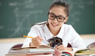 僻字组词（近义词两个字组词）