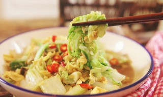 炒白菜怎么炒才好吃 辣白菜怎么做