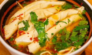 鸡汤豆腐串怎么做好吃（鸡汤豆腐串怎么做好吃窍门）