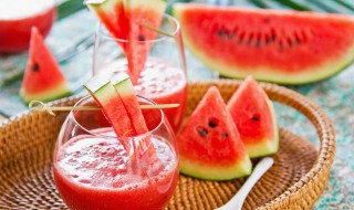 西瓜和桃子能一起吃吗会不会中毒 西瓜和桃子能一起吃吗,如果吃了会怎么样